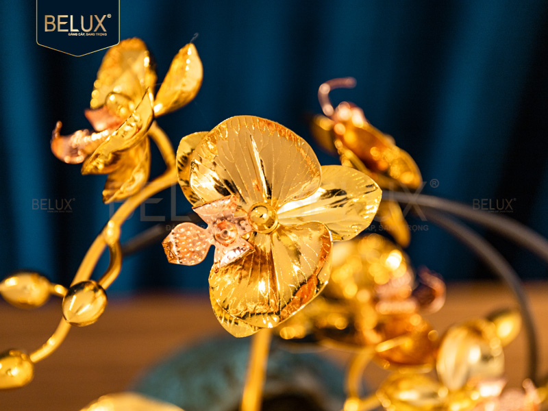 Lan Vũ Điệu mạ vàng 24k&nbsp;20x11x19cm